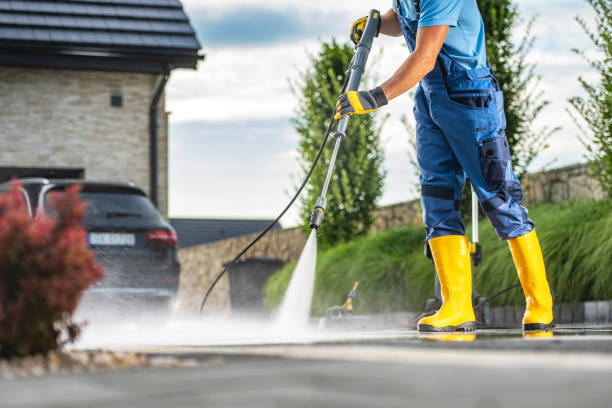 Best Concrete Pressure Washing  in East Setauket, NY